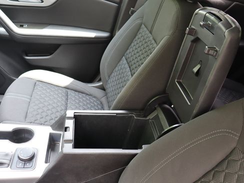 Used 2021 Chevrolet Blazer LT FWD image 31
