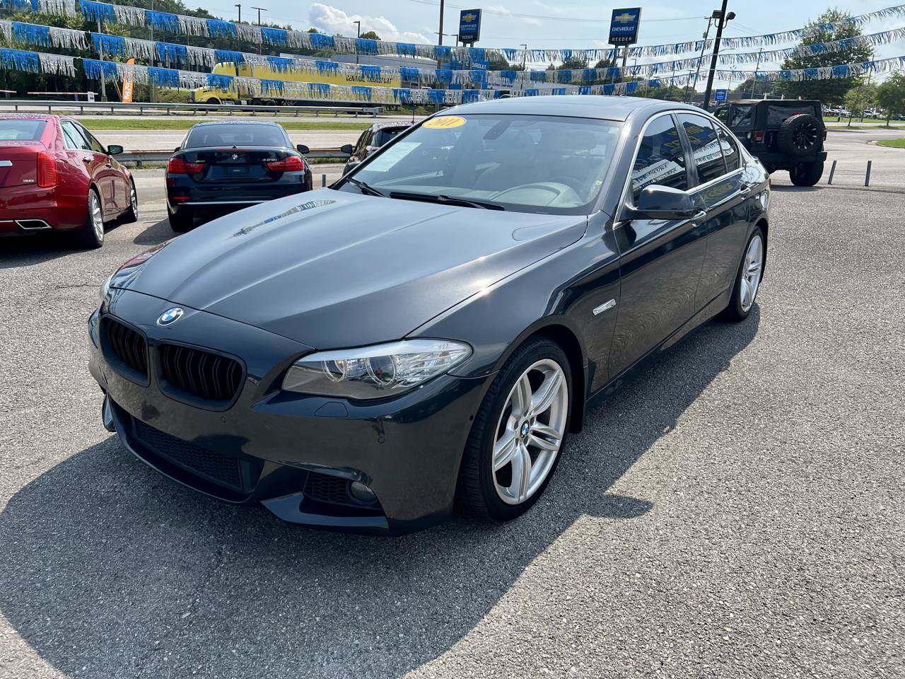 Used 2011 BMW 528i Sedan RWD image 3