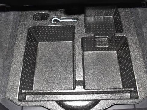 Used 2018 Acura RLX Sport Hybrid w/ Advance Pkg image 35