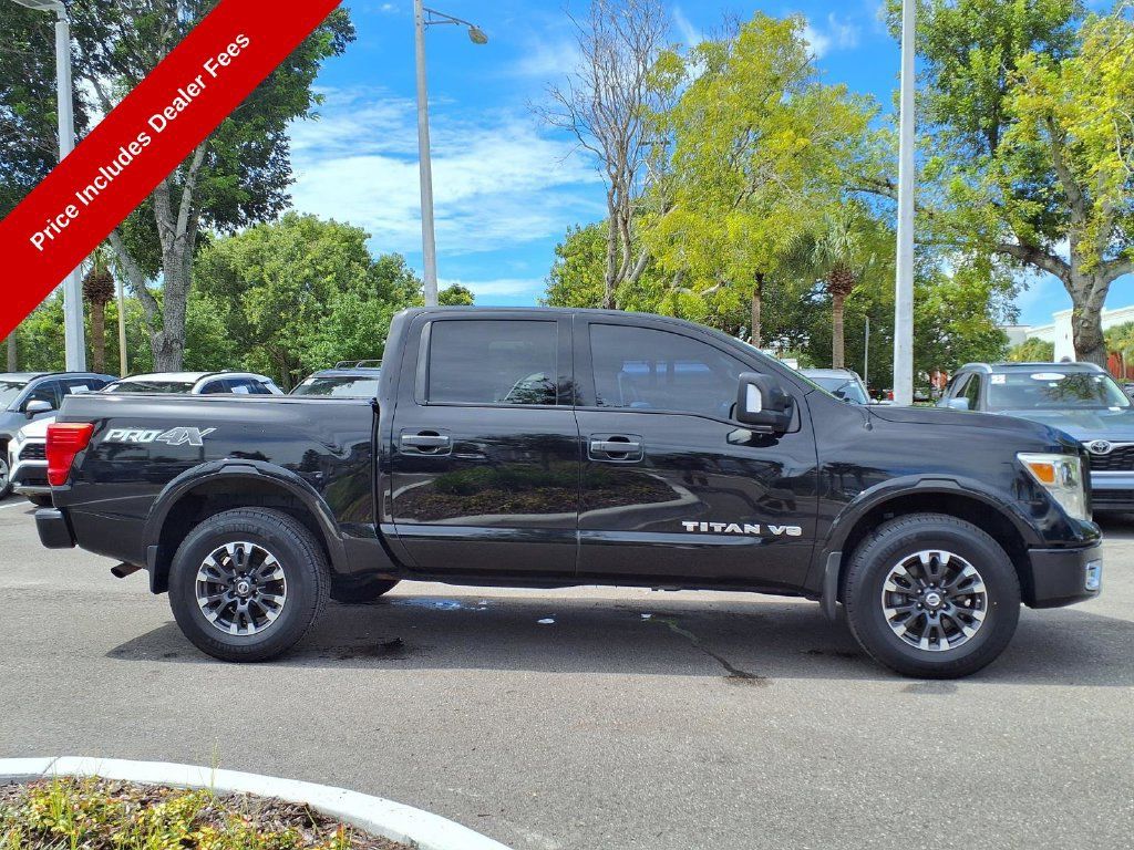 Used 2018 Nissan Titan PRO-4X w/ Pro-4x Convenience Package AWD/4WD image 11