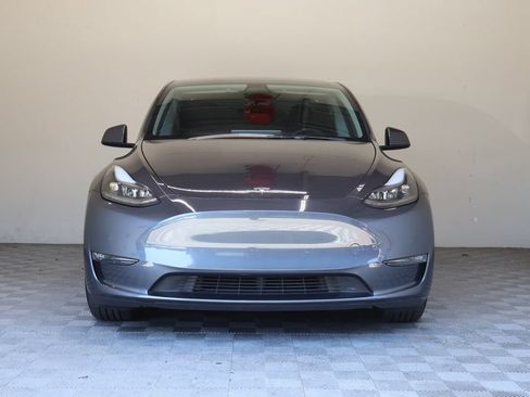 Used 2022 Tesla Model Y Performance AWD/4WD image 4