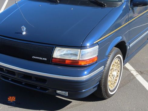 Used 1995 Chrysler Town & Country image 14
