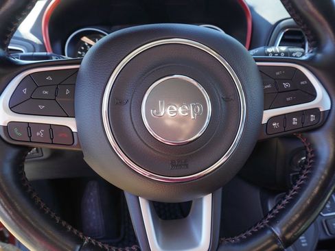 Used 2021 Jeep Compass Trailhawk image 17