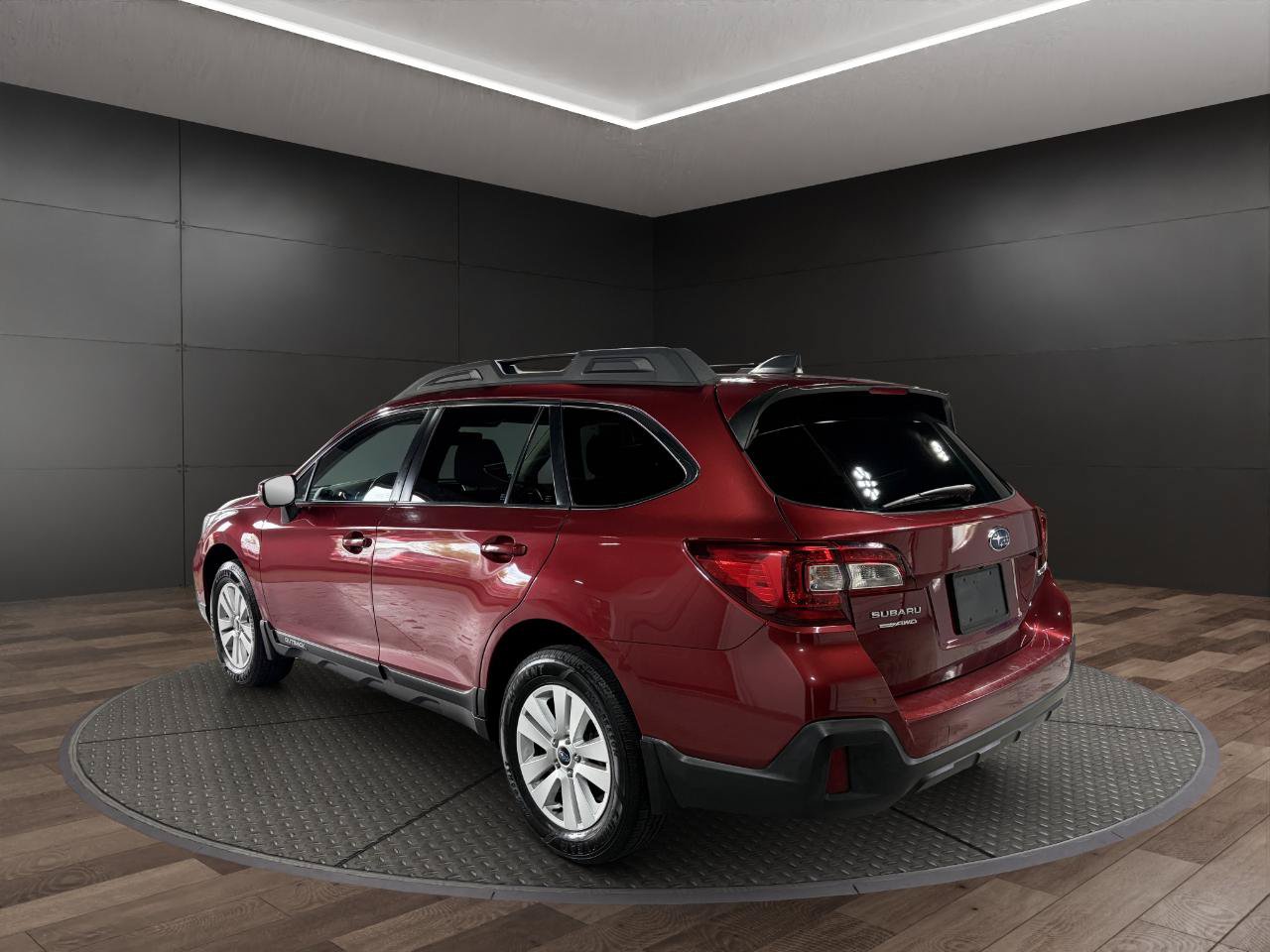 Used 2019 Subaru Outback 2.5i Premium AWD/4WD image 6