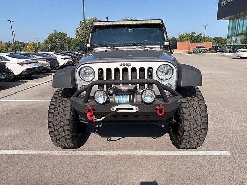 Used 2018 Jeep Wrangler Unlimited Sport S AWD/4WD image 16