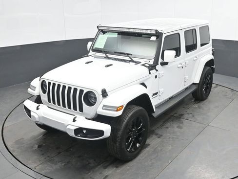 Used 2021 Jeep Wrangler Unlimited Sahara image 44