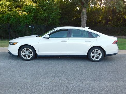 Certified 2024 Honda Accord LX image 8