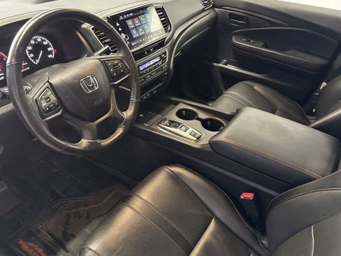 Used 2025 Honda Ridgeline TrailSport image 10