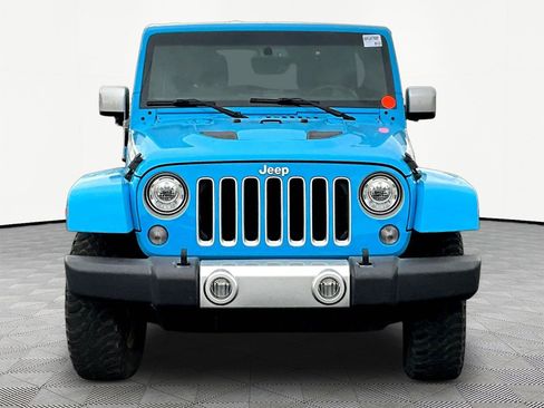 Used 2017 Jeep Wrangler Unlimited Sahara w/ Quick Order Package 23E Chief AWD/4WD image 2