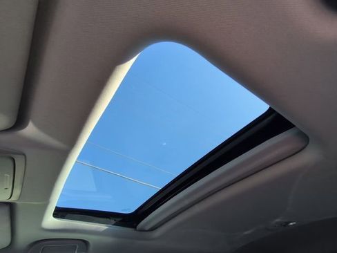 Used 2018 Honda CR-V EX-L image 16