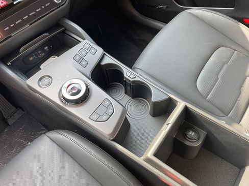 New 2027 Kia Sportage SX Prestige AWD/4WD image 9