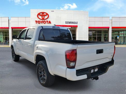Used 2023 Toyota Tacoma SR5 w/ Technology Package image 4