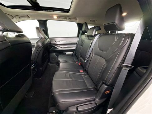 Used 2022 INFINITI QX60 Luxe image 22