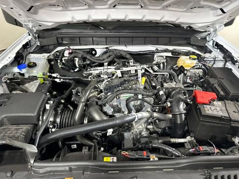 New 2025 Ford Bronco Big Bend w/ Black Diamond Package image 11