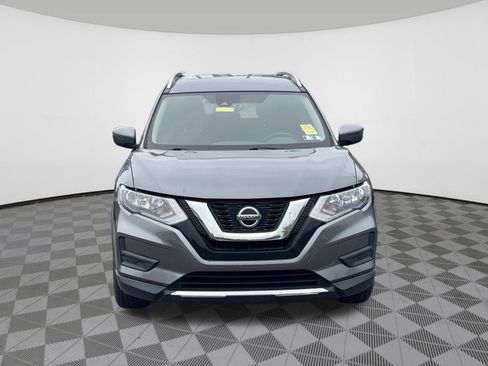 Used 2019 Nissan Rogue SV AWD/4WD image 3