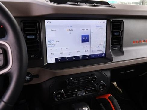 Certified 2024 Ford Bronco Wildtrak AWD/4WD image 16