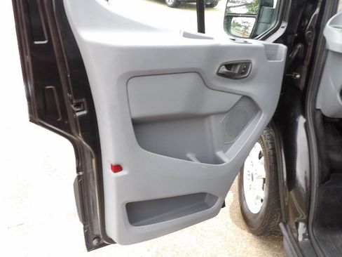 Used 2015 Ford Transit 250 148 Medium Roof RWD image 6
