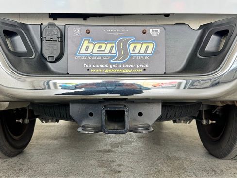 Used 2017 RAM 1500 Limited image 11