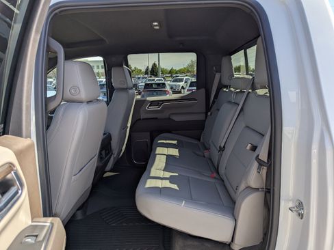 Certified 2025 Chevrolet Silverado 1500 RST AWD/4WD image 32