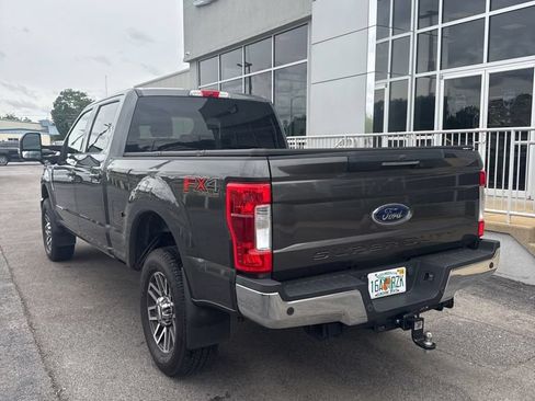 Used 2018 Ford F250 Lariat w/ Lariat Ultimate Package AWD/4WD image 6
