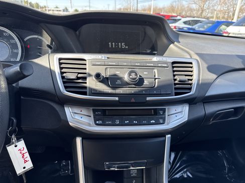 Used 2013 Honda Accord LX image 20