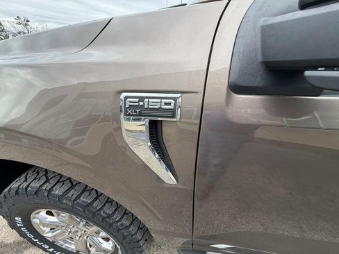 Used 2022 Ford F150 XLT w/ Equipment Group 302A High AWD/4WD image 9