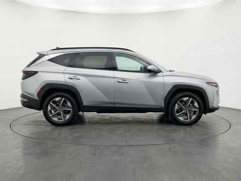 Used 2025 Hyundai Tucson SEL AWD/4WD image 11
