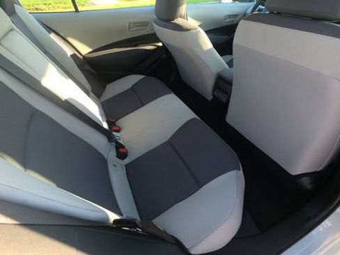 Used 2024 Toyota Corolla LE FWD image 27