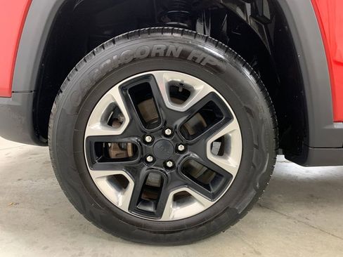 Used 2018 Jeep Compass Trailhawk w/ Leather Interior Group image 2