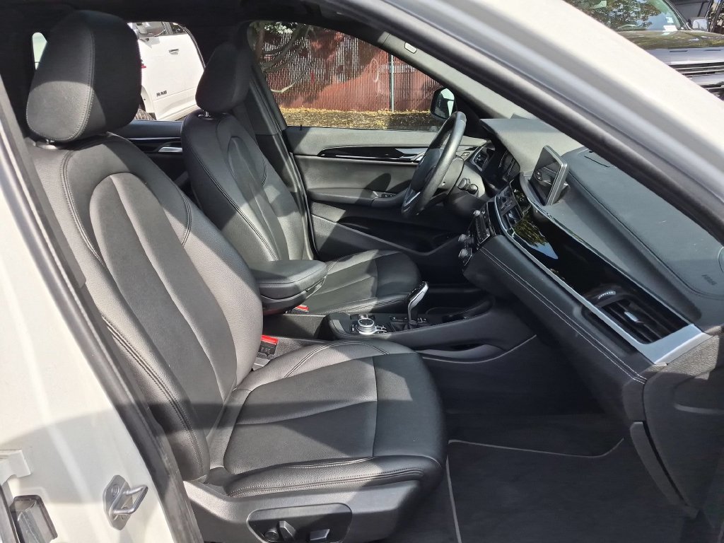 Used 2021 BMW X1 xDrive28i w/ Premium Package AWD/4WD image 16