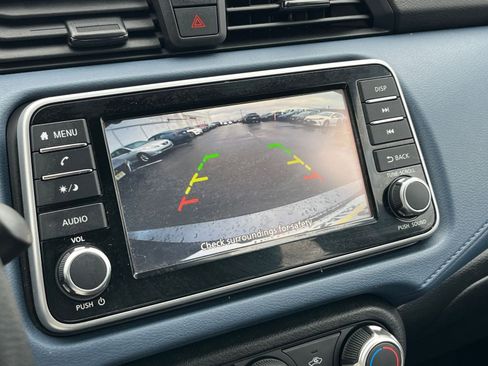 Used 2025 Nissan Versa SV image 23