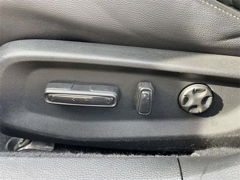 Used 2019 Honda Accord Sport image 17
