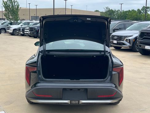 Used 2025 Kia K4 LXS FWD image 15