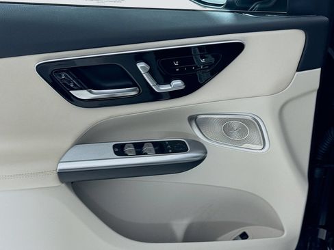 Certified 2026 Mercedes-Benz GLC 300 4MATIC image 19