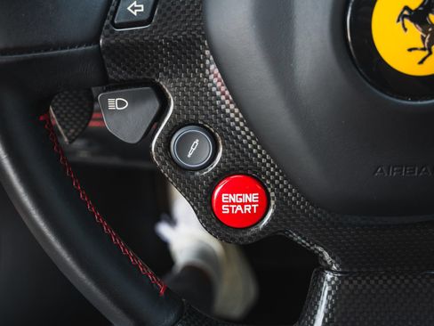Used 2015 Ferrari 458 Speciale Coupe RWD image 49