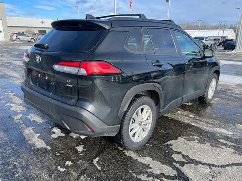 Certified 2023 Toyota Corolla Cross LE image 5