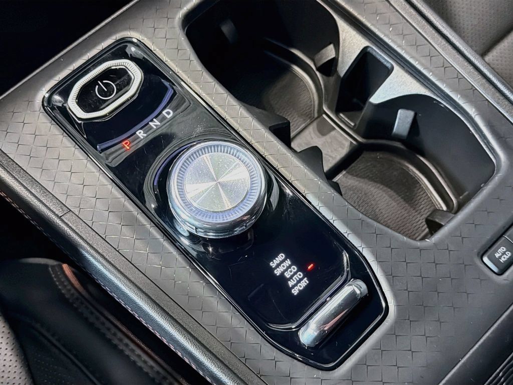 Used 2025 Jeep Wagoneer S Launch Edition AWD/4WD image 19