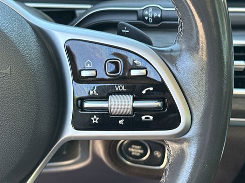 Used 2020 Mercedes-Benz GLS 580 4MATIC image 33