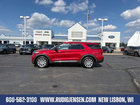 Used 2020 Ford Explorer Limited w/ Class III Trailer Tow Package AWD/4WD image 2
