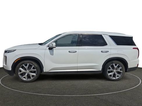 Used 2020 Hyundai Palisade SEL w/ Premium Package FWD image 2