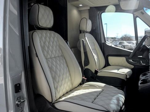 New 2024 Mercedes-Benz Sprinter 3500 image 34