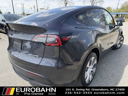 Used 2024 Tesla Model Y Long Range image 5