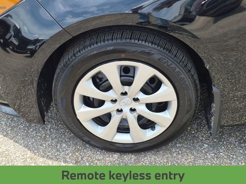Used 2026 Toyota Corolla LE FWD image 12