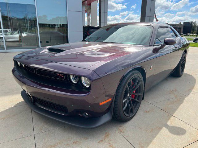 Used 2022 Dodge Challenger R/T Scat Pack w/ Dynamics Package RWD image 3