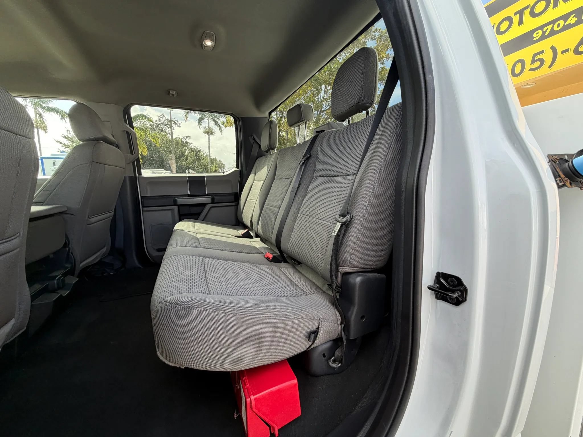 Used 2022 Ford F350 4x4 Crew Cab XLT image 15