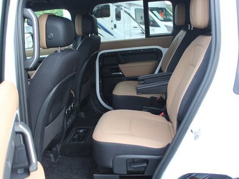 Used 2026 Land Rover Defender 130 V8 AWD/4WD image 25