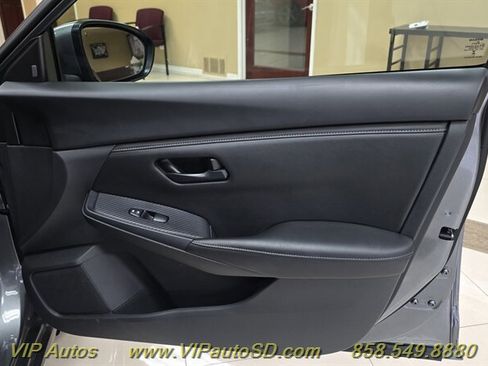 Used 2024 Nissan Sentra S image 6