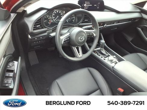 Used 2025 MAZDA MAZDA3 s FWD image 17