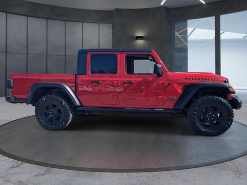 Used 2021 Jeep Gladiator Mojave image 7