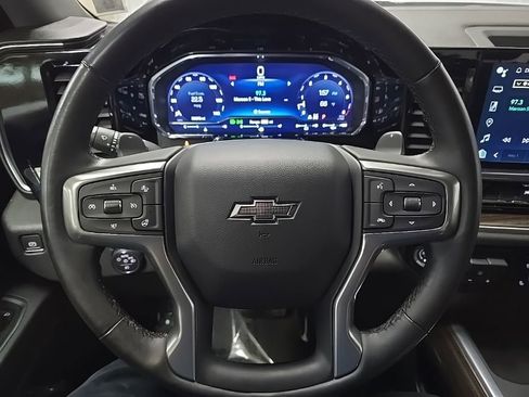 Used 2023 Chevrolet Silverado 1500 RST AWD/4WD image 18